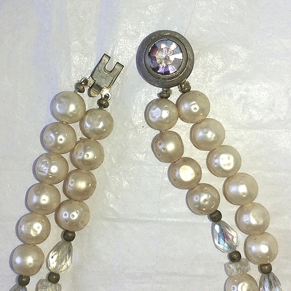 BAROQUE PEARL & AURORA BOREALIS GLASS CRYSTAL NECKLACE - DOUBLE STRAND - Picture 4 of 9